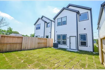 848 Lucky Street, Houston, TX 77088 - Photo 19