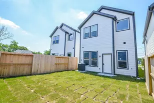 848 Lucky St, Houston, TX 77088 - Photo 19