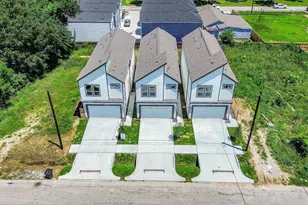 848 Lucky St, Houston, TX 77088 - Photo 3