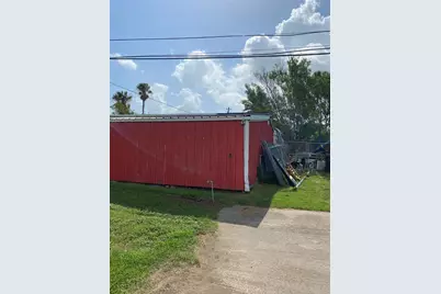 119 3rd Street, Dickinson, TX 77539 - Photo 5