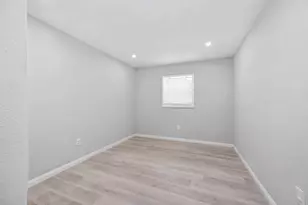 4356 Phlox St, Houston, TX 77051 - Photo 35