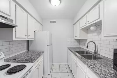 7900 Westheimer Road #146, Houston, TX 77063 - Photo 15