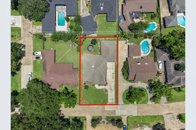 18607 Barbuda Lane, Nassau Bay, TX 77058 - Photo 35