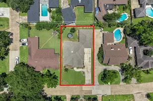 18607 Barbuda Ln, Nassau Bay, TX 77058 - Photo 35