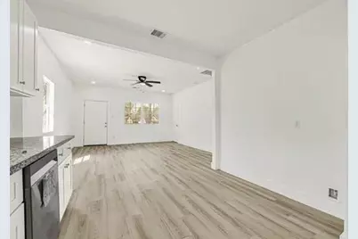 7926 Hudson Street, Houston, TX 77012 - Photo 5