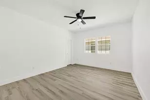 7926 Hudson St, Houston, TX 77012 - Photo 19