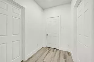 7926 Hudson St, Houston, TX 77012 - Photo 17