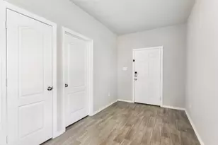 802 Redinger Ridge Dr, Houston, TX 77336 - Photo 9