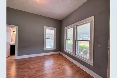 106 W Prairie Avenue, Eagle Lake, TX 77434 - Photo 5