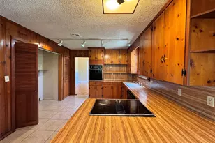 106 W Prairie Ave, Eagle Lake, TX 77434 - Photo 15