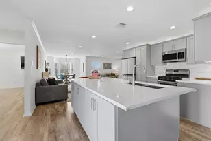 3003 Randall St, Houston, TX 77018 - Photo 9