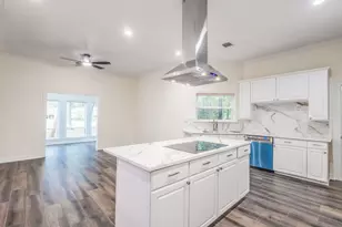 3230 Lake Island Dr, Montgomery, TX 77356 - Photo 21