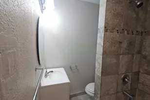 5930 Annunciation St, Houston, TX 77016 - Photo 9