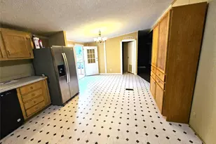 379 County Rd 2199, Cleveland, TX 77327 - Photo 5
