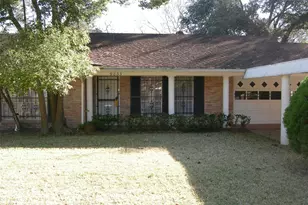 9833 Westview Dr, Houston, TX 77055 - Photo 1