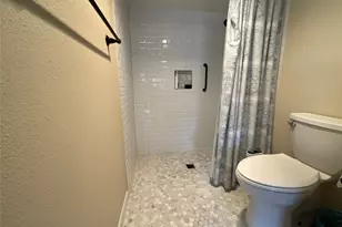 7004 Williams Dr, Galveston, TX 77551 - Photo 11