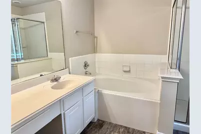 13107 Lawsons Creek Lane, Houston, TX 77072 - Photo 11