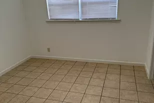 301 Avondale St, Houston, TX 77006 - Photo 11