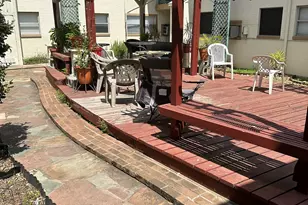 301 Avondale St, Houston, TX 77006 - Photo 15