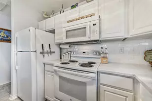 4130 Hardin Dr, Galveston, TX 77554 - Photo 15