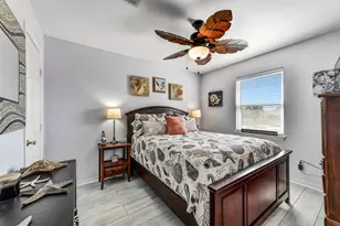 4130 Hardin Dr, Galveston, TX 77554 - Photo 25