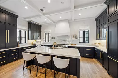 819 Blackshire Lane, Houston, TX 77055 - Photo 11