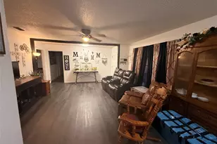 219 Barton St, Royse City, TX 75189 - Photo 5