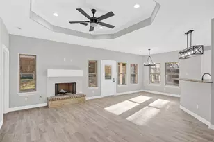 1805 Rollingwood Dr, Huntsville, TX 77340 - Photo 17