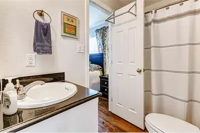 862 Holiday, Crystal Beach, TX 77650 - Photo 19