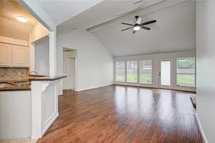 914 Garrett Dr, Magnolia, TX 77354 - Photo 3