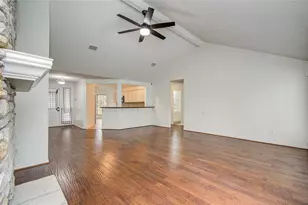 914 Garrett Dr, Magnolia, TX 77354 - Photo 9