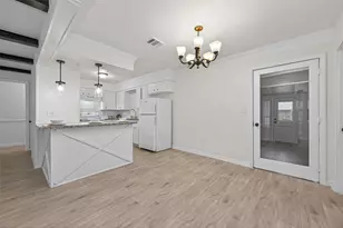 7718 Morley St, Houston, TX 77061 - Photo 19