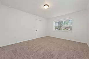7718 Morley St, Houston, TX 77061 - Photo 7