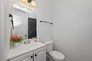 7718 Morley St, Houston, TX 77061 - Photo 31