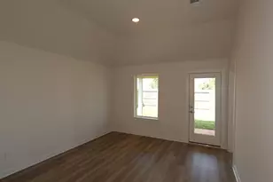 767 Autumn Cherry Trl, Magnolia, TX 77354 - Photo 5