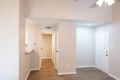 2021 Spenwick Drive #624, Houston, TX 77055 - Photo 5