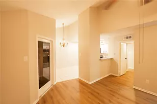 2021 Spenwick Dr, Houston, TX 77055 - Photo 9