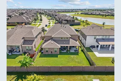 2417 Lake Mist Drive, Texas City, TX 77568 - Photo 47