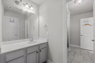 2417 Lake Mist Dr, Texas City, TX 77568 - Photo 39