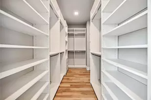 1115 W 21st St, Houston, TX 77008 - Photo 9