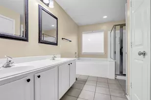62 S Camellia Grove Cir, The Woodlands, TX 77382 - Photo 21