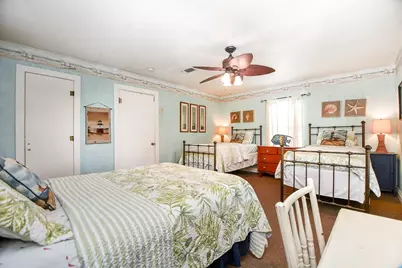 1301 2nd Street, Palacios, TX 77465 - Photo 15