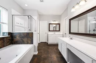 12415 Jamestown Crossing Ln, Humble, TX 77346 - Photo 17