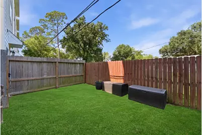 2057 Sherwood Forest Street, Houston, TX 77043 - Photo 25