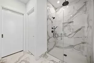 1711 Allen Pkwy, Houston, TX 77019 - Photo 13