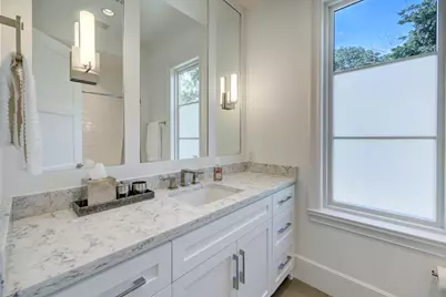 2501 Yupon Street, Houston, TX 77006 - Photo 33