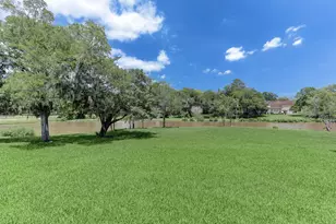3921 Peacock Isle Dr, Dickinson, TX 77539 - Photo 27