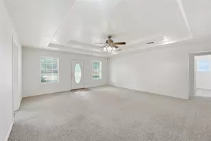 8565 Sunflower Ln, Beaumont, TX 77705 - Photo 11