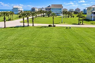 4115 Royal Tern Ln, Galveston, TX 77554 - Photo 1