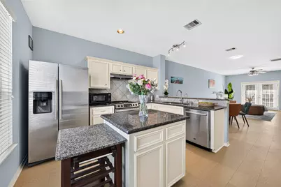 3208 Chenevert Street, Houston, TX 77004 - Photo 15